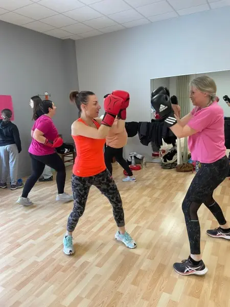 image d'une séance boxe thérapie avec Natacha